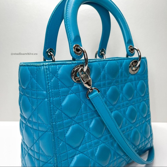 Medium Lady Dior in Turquoise - Picture 4 of 7